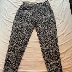 Pattern Black & White Lounge Pants